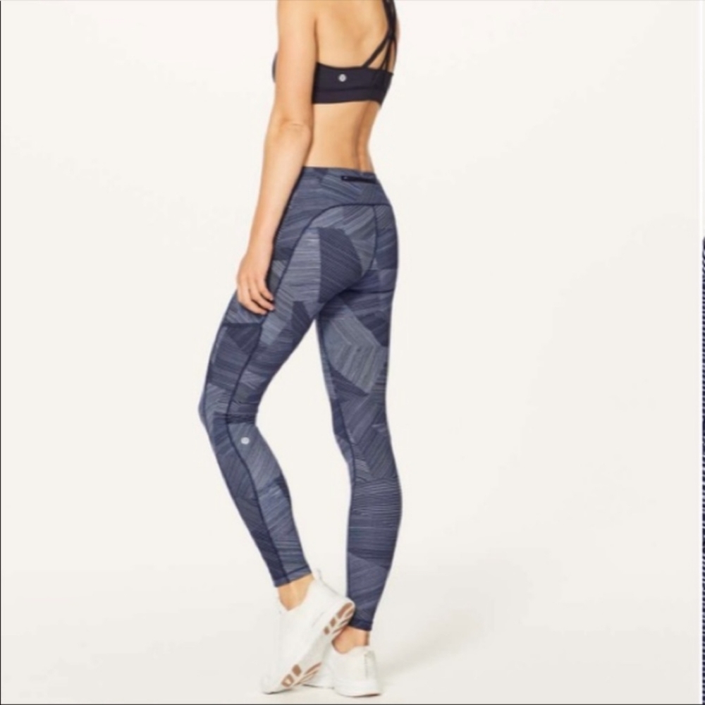 Lululemon speed up tight etch hail